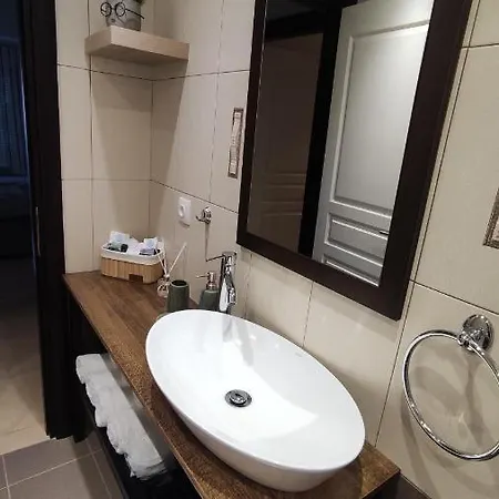 Urbi Garden Apartment Artemida  Exterior photo